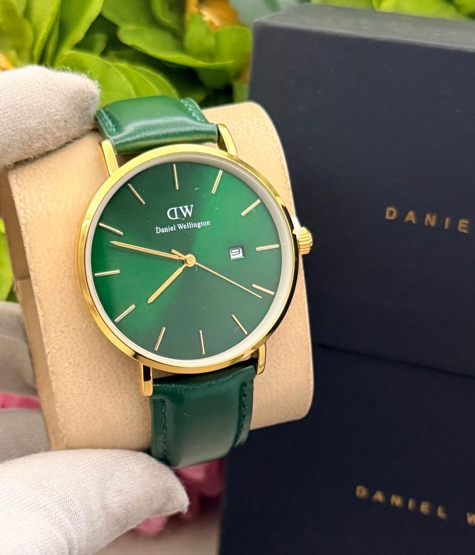 Dw watch