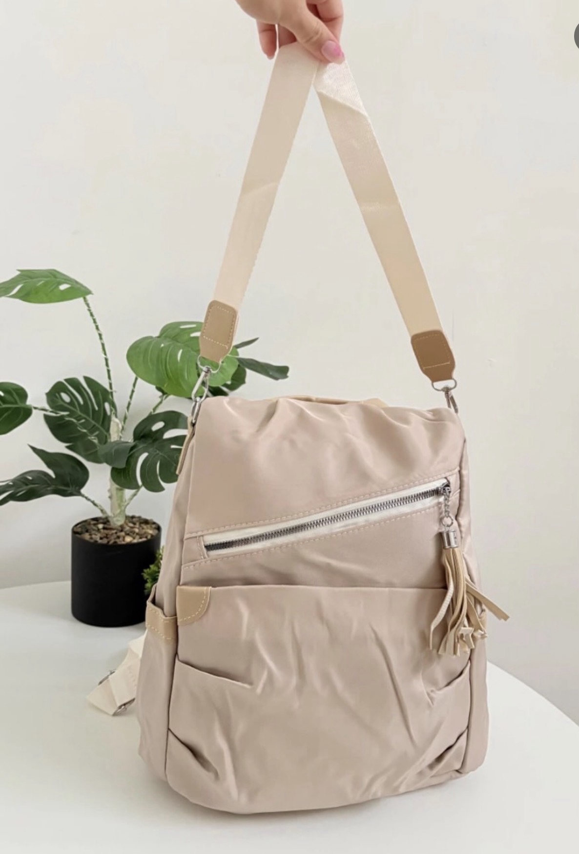 Multi pocket casual backpack